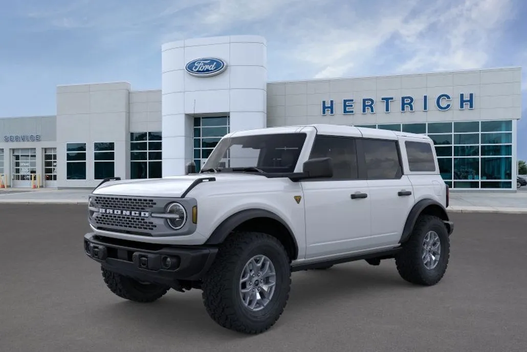2025 Ford Bronco Badlands photo 1