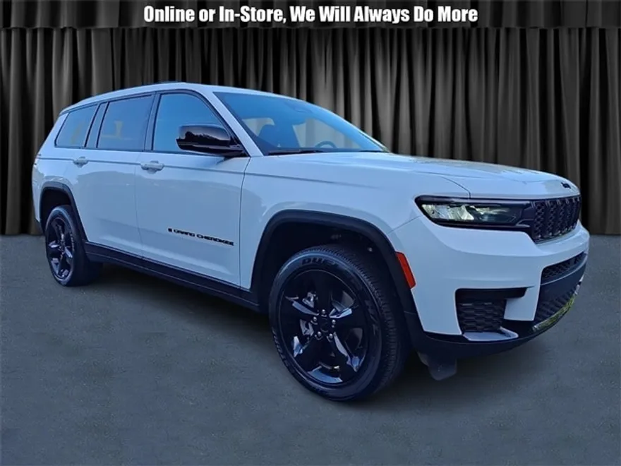 2024 Jeep Grand Cherokee Altitude photo 1