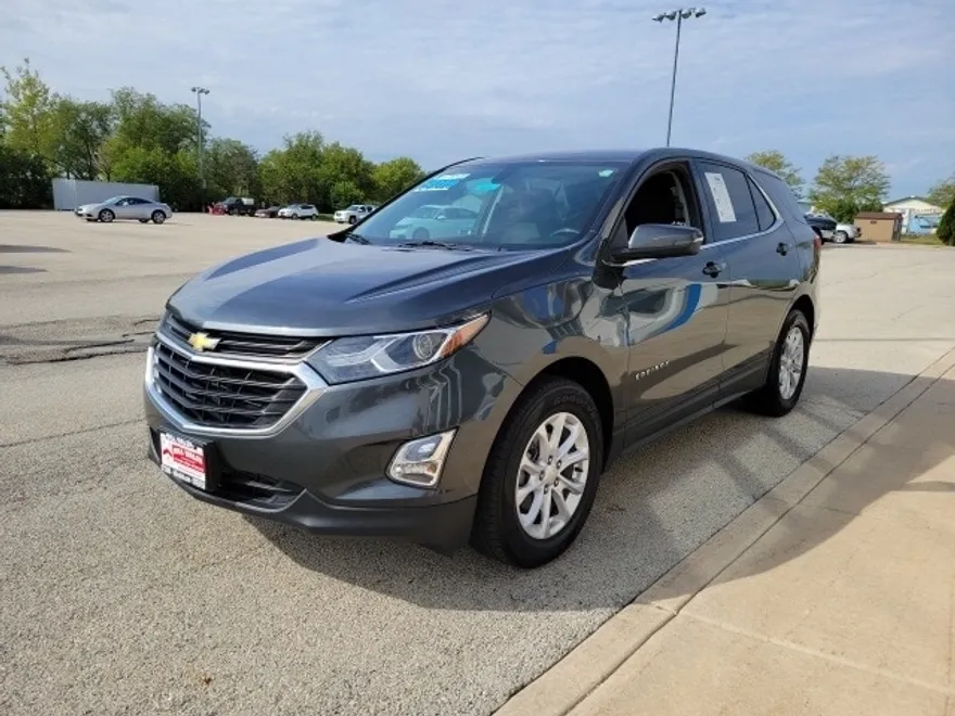 2019 Chevrolet Equinox LT photo 1