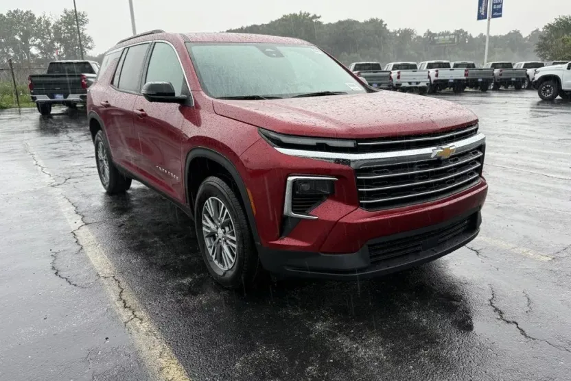 2026 Chevrolet Traverse 1LT photo 1