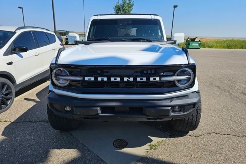 2022 Ford Bronco Outer Banks photo 1