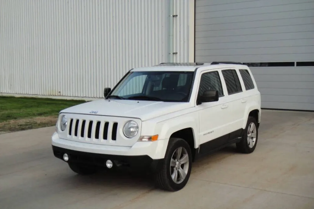 2014 Jeep Patriot Latitude photo 1