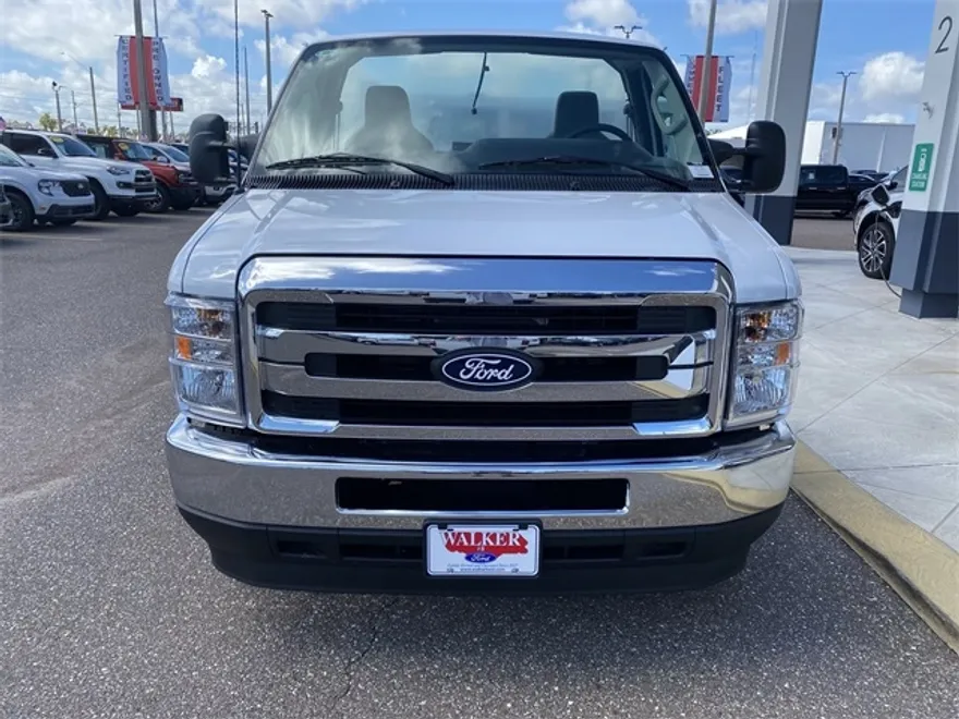 2026 Ford E-350 Base photo 1