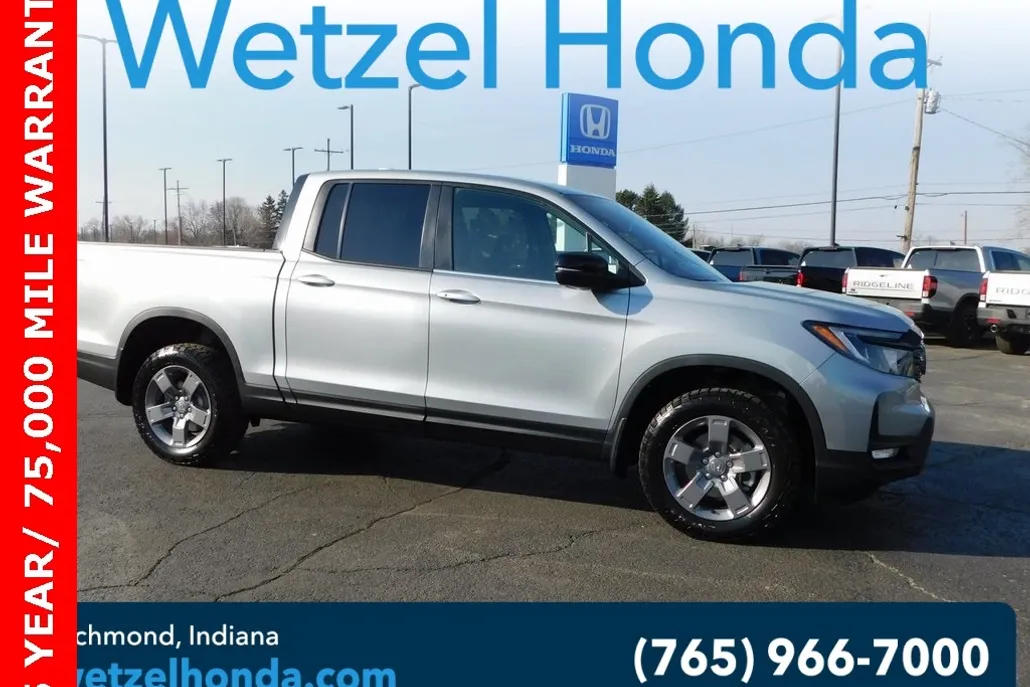 2025 Honda Ridgeline TrailSport photo 1