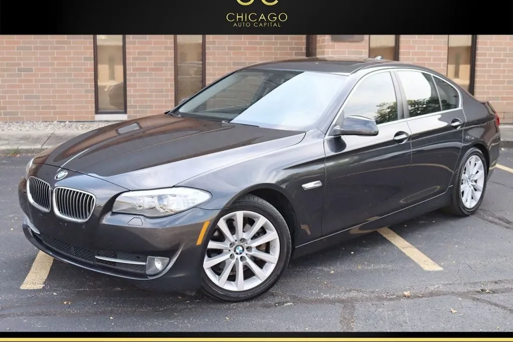 2013 Bmw 528xi 5-Series photo 1