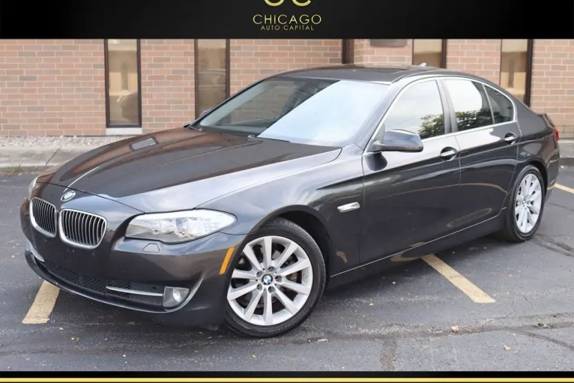 2013 Bmw 528xi 5-Series photo 1