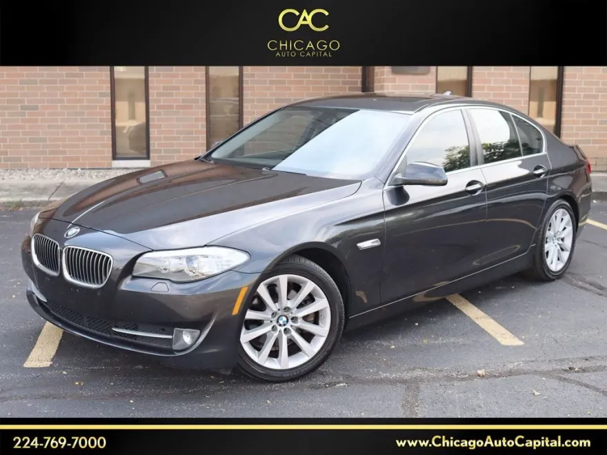 2013 Bmw 528xi 5-Series photo 1