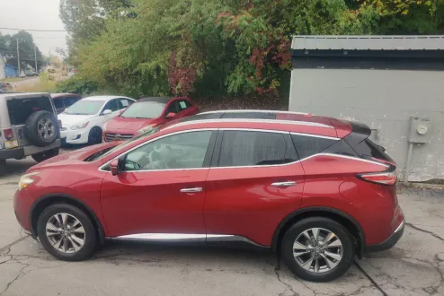2015 Nissan Murano SV photo 2