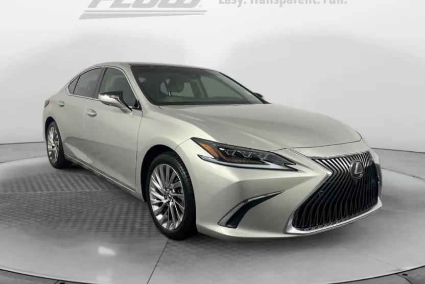 2019 Lexus ES 350 Ultra Luxury photo 1