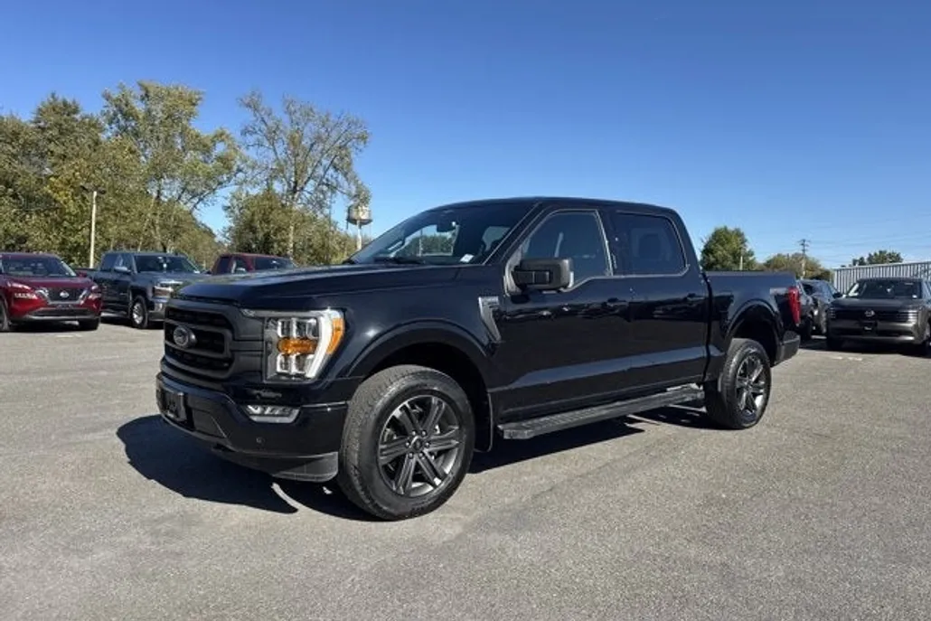 2023 Ford F-150 XLT photo 1