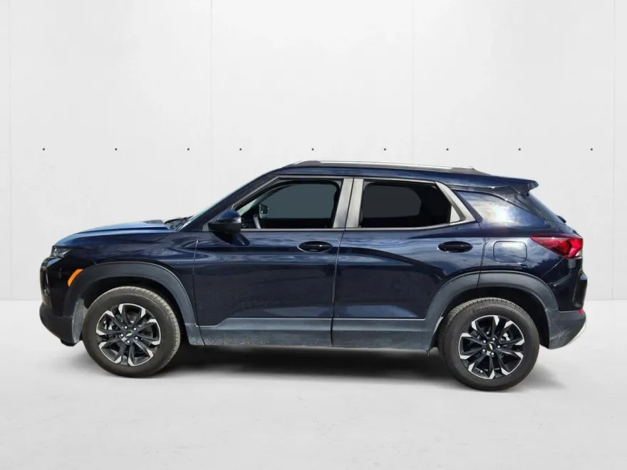 2021 Chevrolet Trailblazer LT photo 1