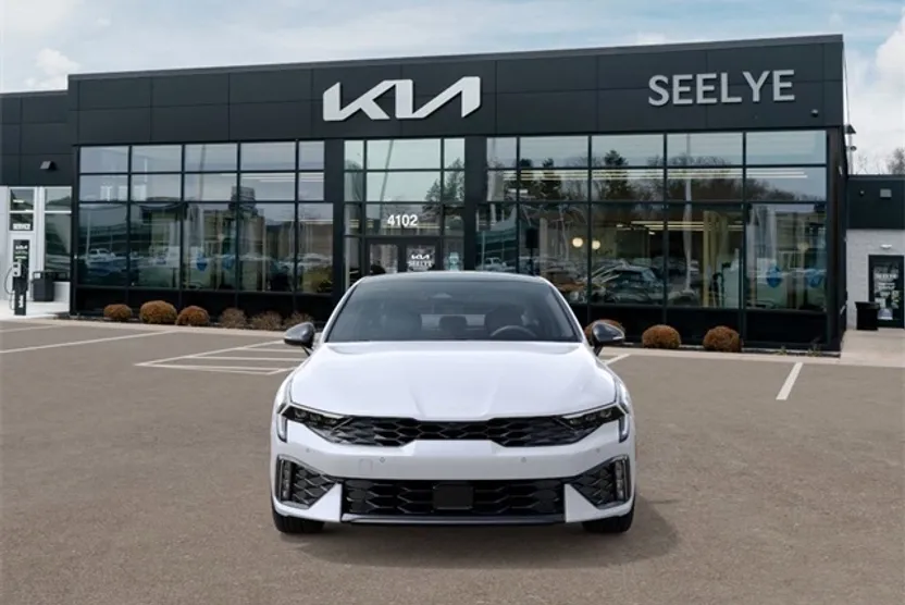 2026 Kia K5 GT photo 1