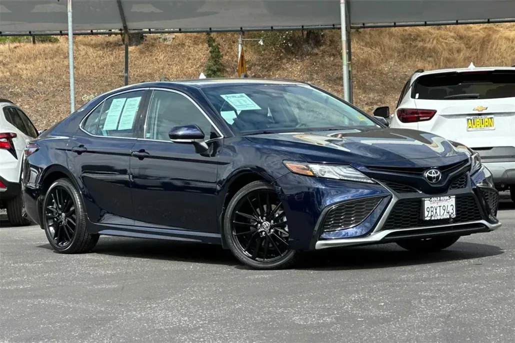2022 Toyota Camry XSE photo 1