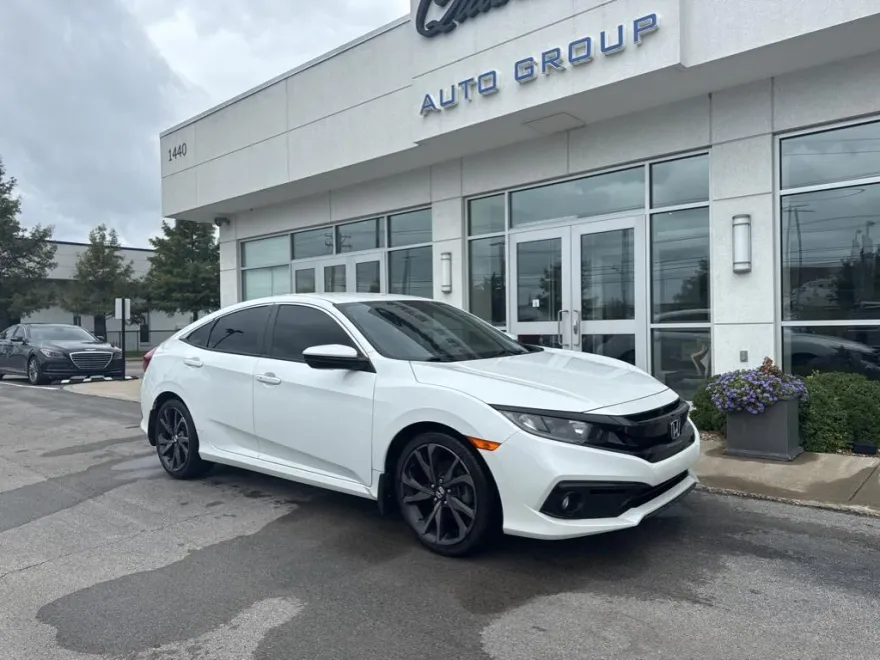 2021 Honda Civic Sport photo 1