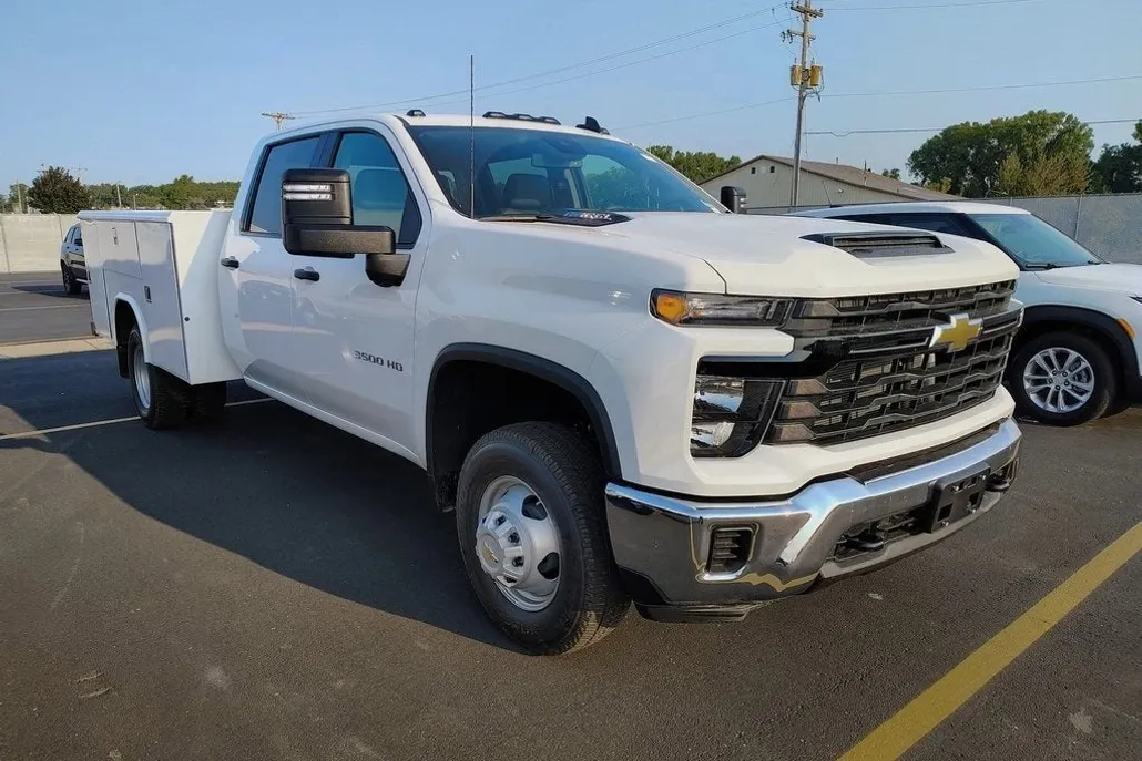2024 Chevrolet Silverado 3500HD Work Truck photo 1