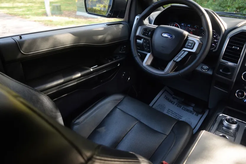 2018 Ford Expedition MAX XLT photo 1