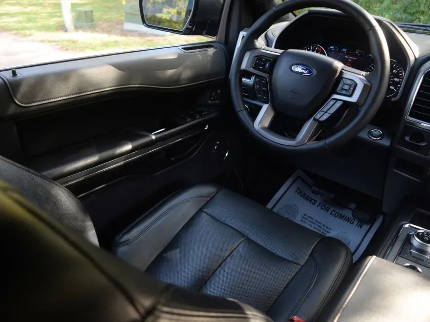 2018 Ford Expedition MAX XLT photo 1