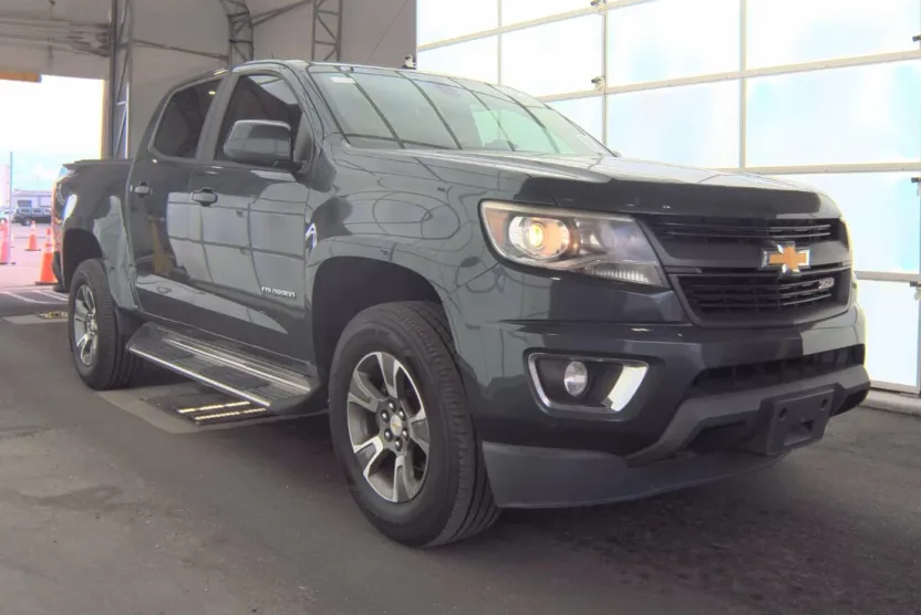 2017 Chevrolet Colorado Z71 photo 1
