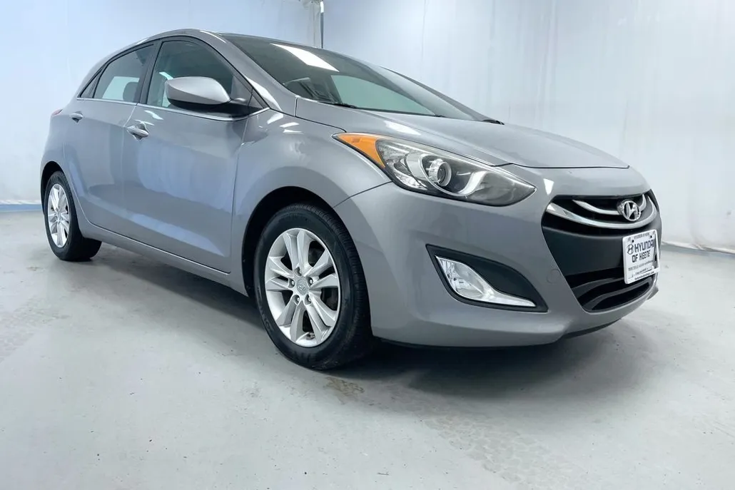 2014 Hyundai Elantra GT Base photo 1