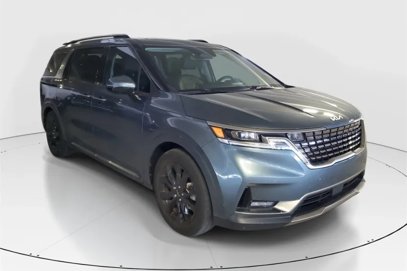 2023 Kia Carnival SX Prestige photo 1