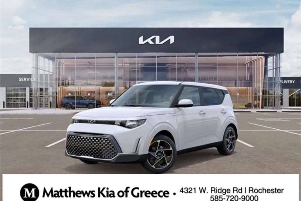 2025 Kia Soul EX photo 1