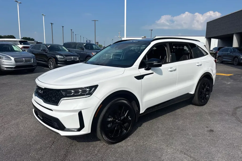 2023 Kia Sorento SX photo 1