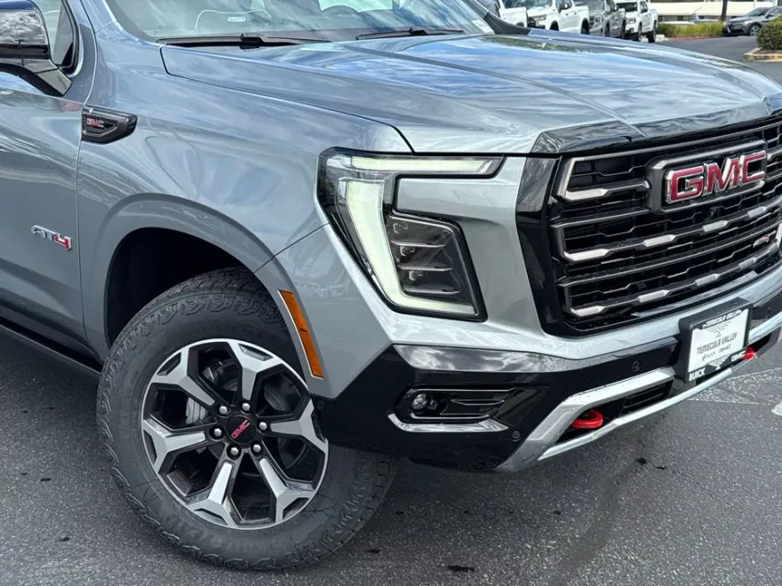 2026 Gmc Yukon AT4 Ultimate photo 1