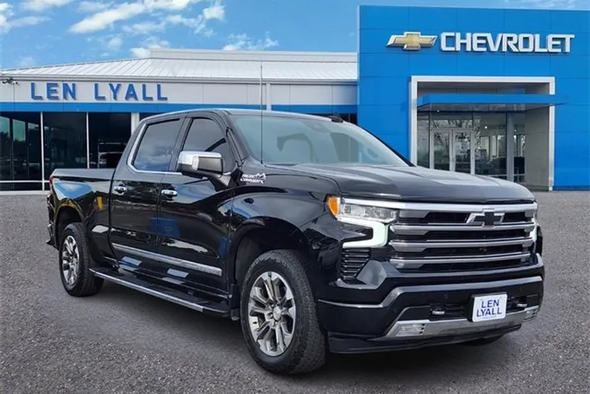2023 Chevrolet Silverado 1500 High Country photo 1