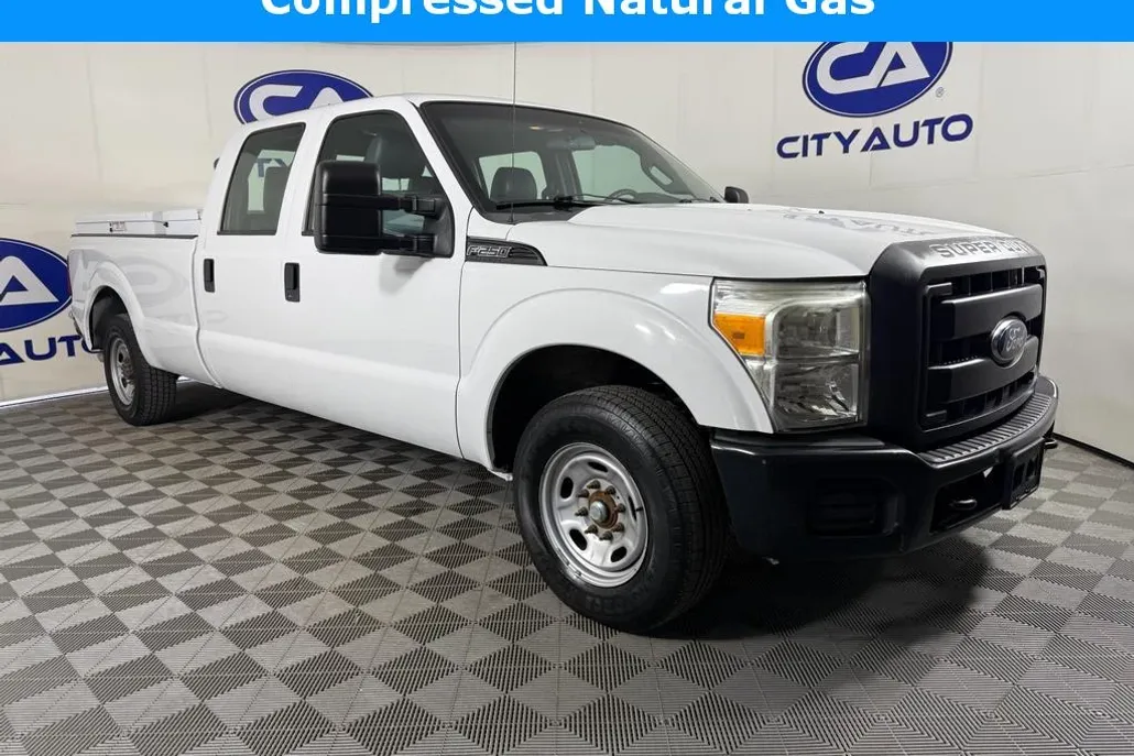 2016 Ford F-250 XL photo 1