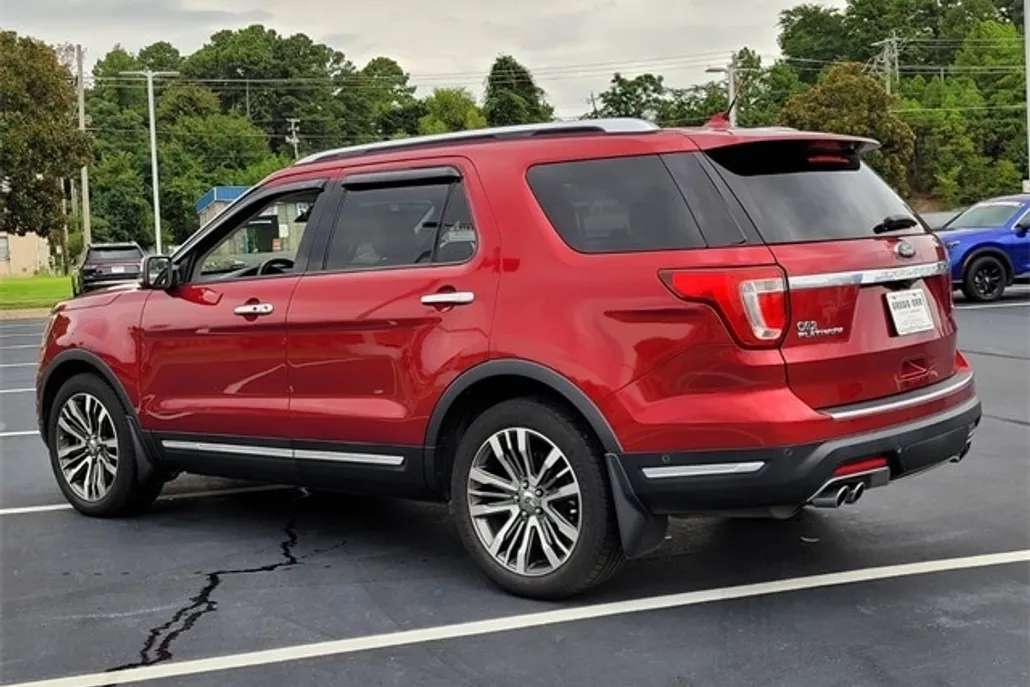 2018 Ford Explorer Platinum photo 1