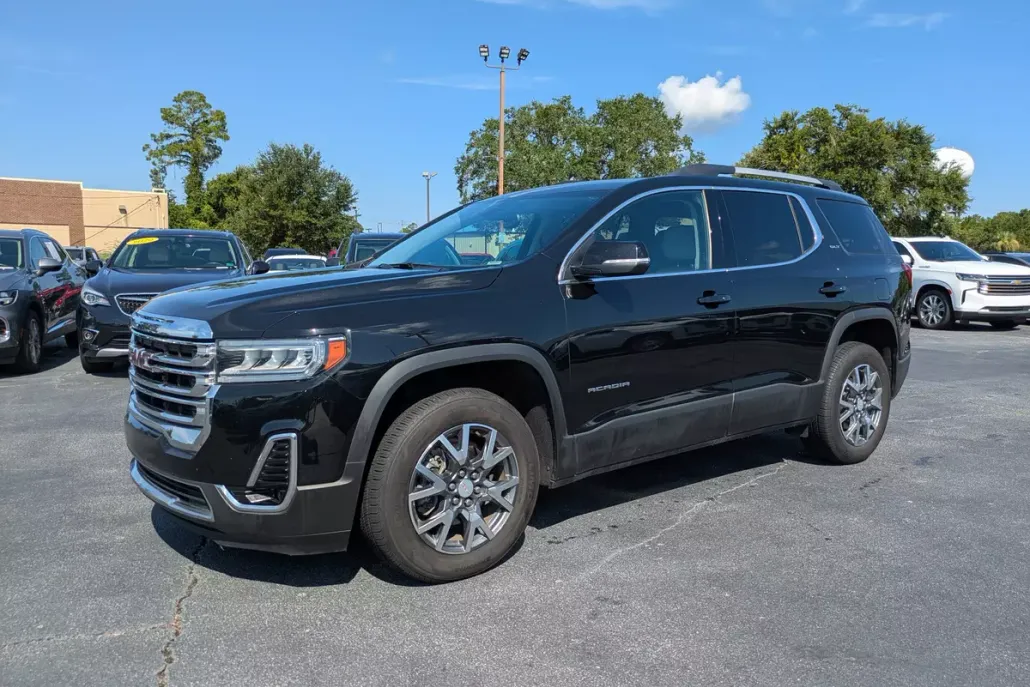 2023 Gmc Acadia SLT photo 1