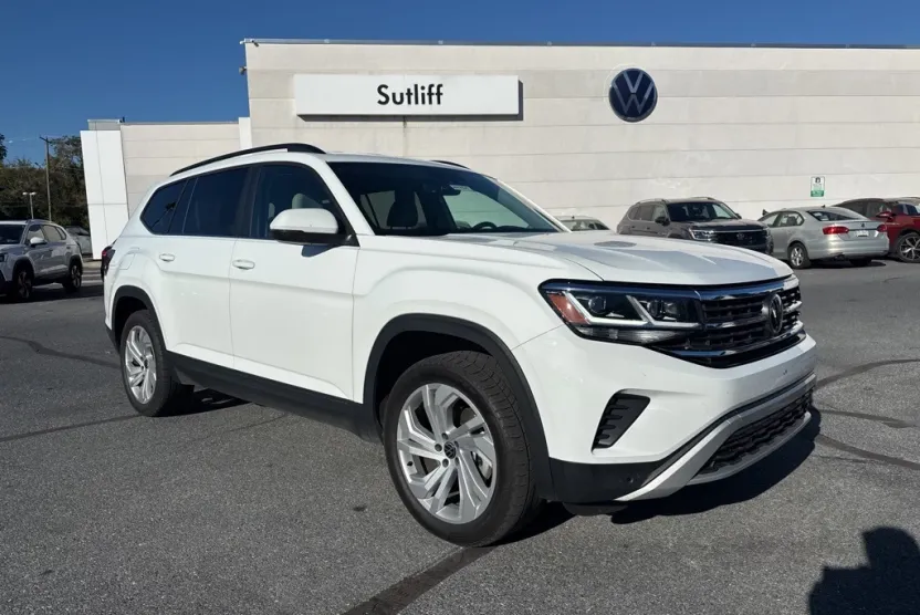 2023 Volkswagen Atlas V6 SE Technology photo 1