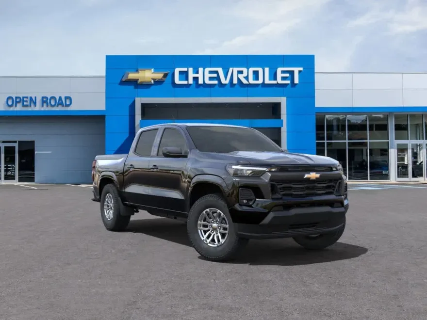 2025 Chevrolet Colorado Work Truck LT photo 1