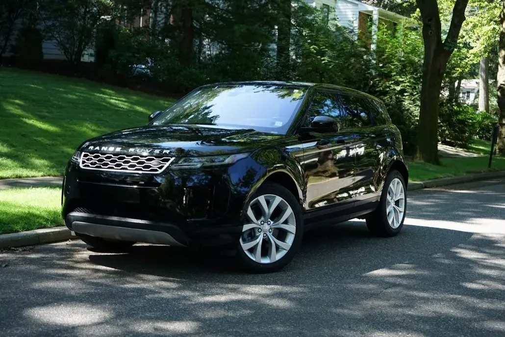 2020 Land Rover Range Rover Evoque SE photo 1
