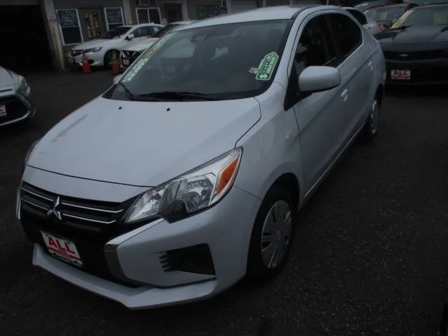 2023 Mitsubishi Mirage G4 ES photo 1