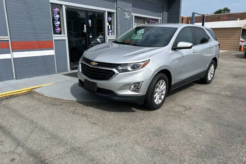 2021 Chevrolet Equinox photo 1