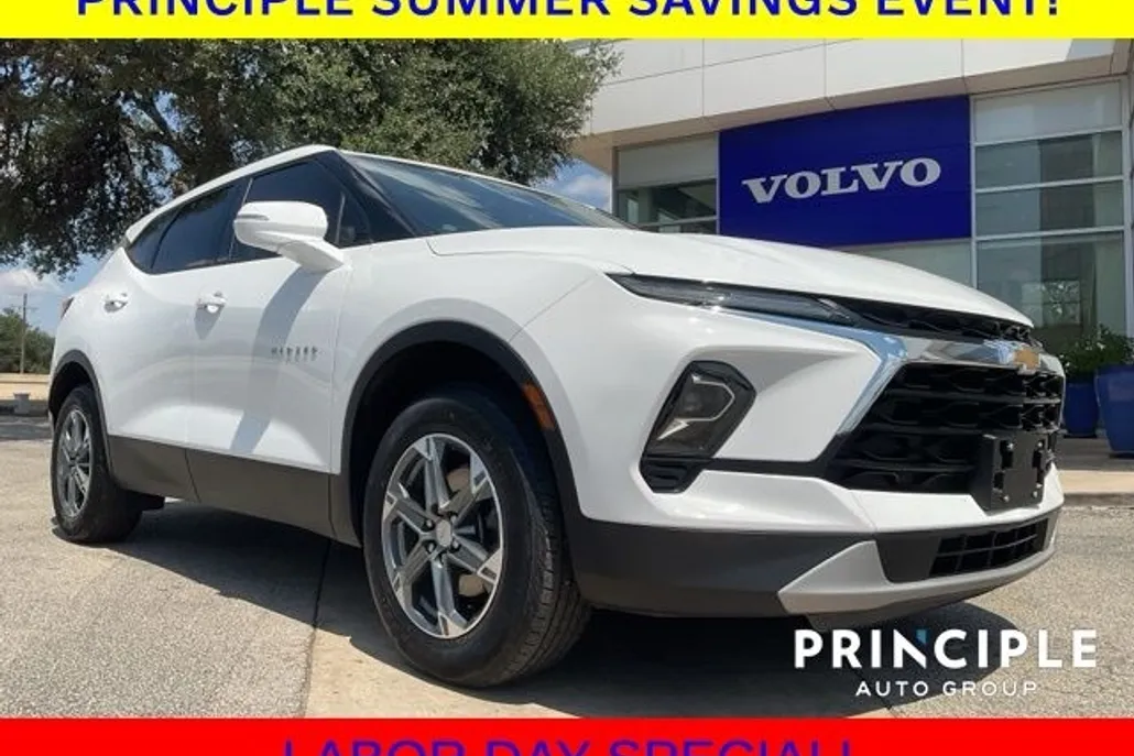 2023 Chevrolet Blazer 3LT photo 1