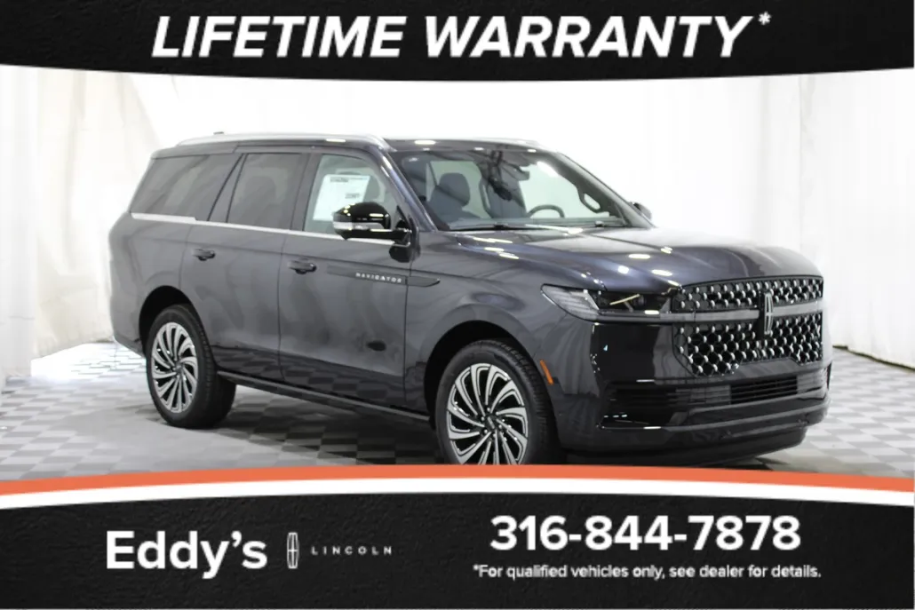 2025 Lincoln Navigator Black Label photo 1