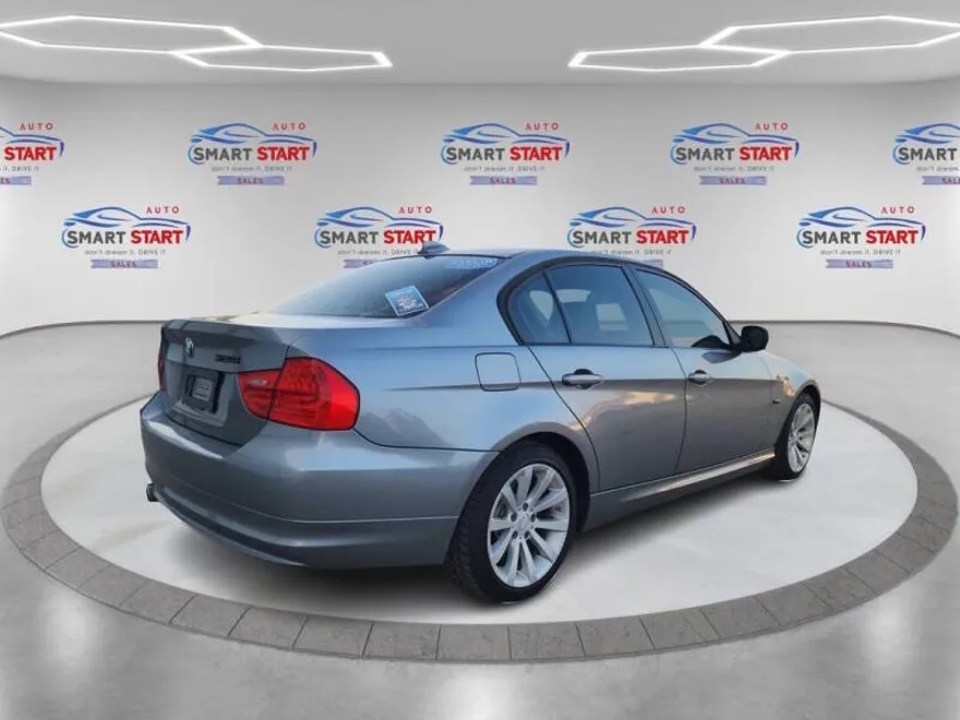 2011 Bmw 328i photo 1