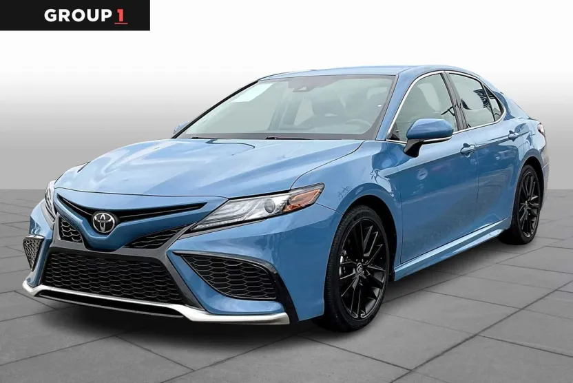 2023 Toyota Camry XSE photo 1
