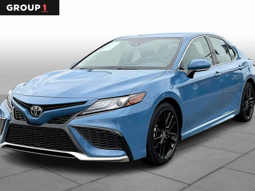 2023 Toyota Camry XSE photo 1