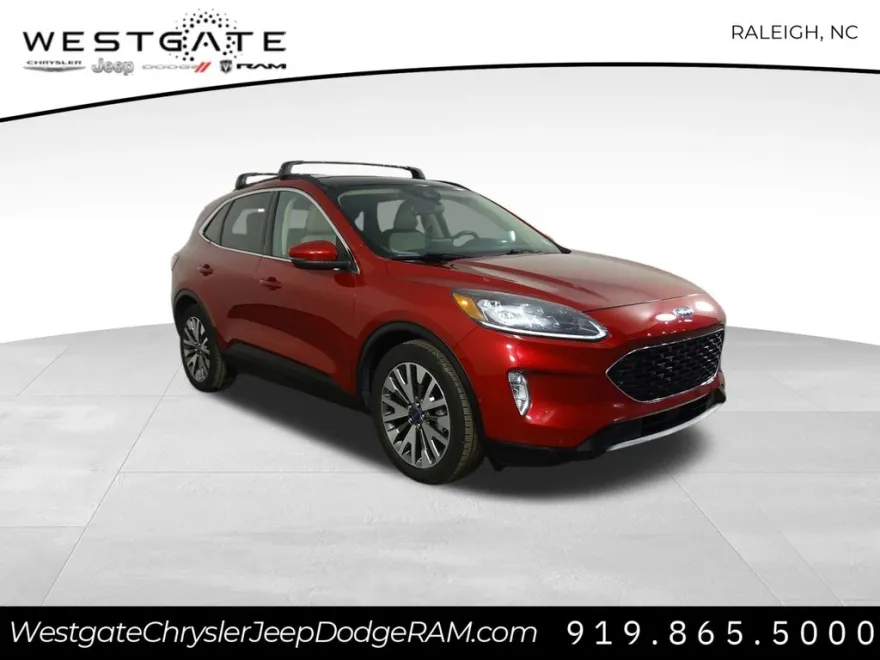 2020 Ford Escape Titanium Hybrid photo 1