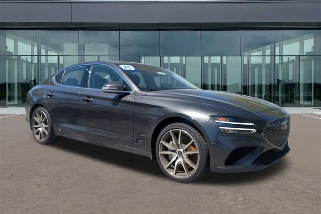 2025 Genesis G70 2.5T photo 1