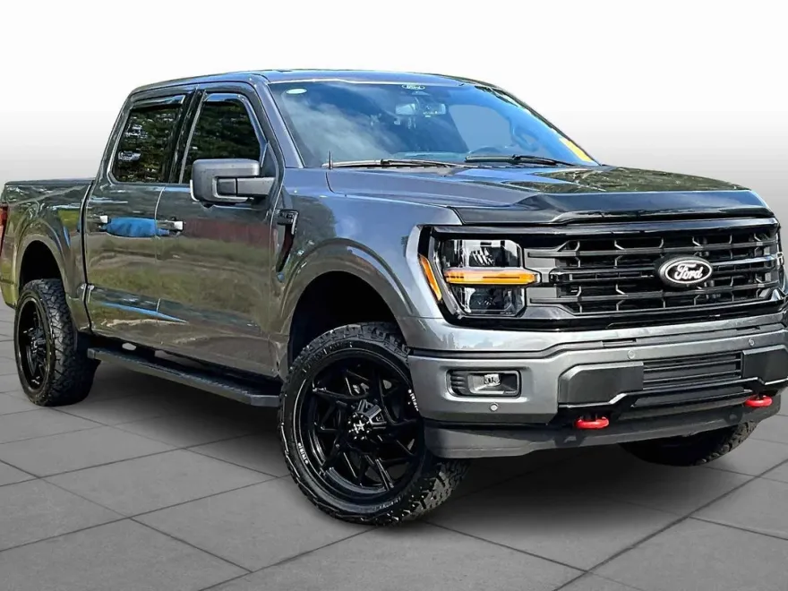2025 Ford F-150 XLT photo 1