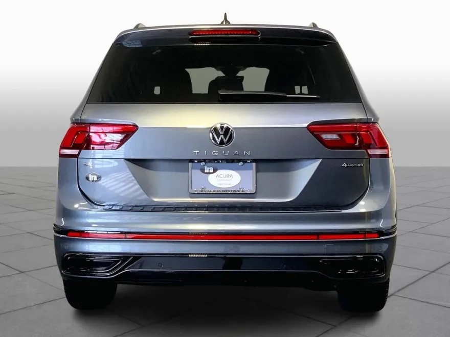 2022 Volkswagen Tiguan SE R-Line Black photo 1