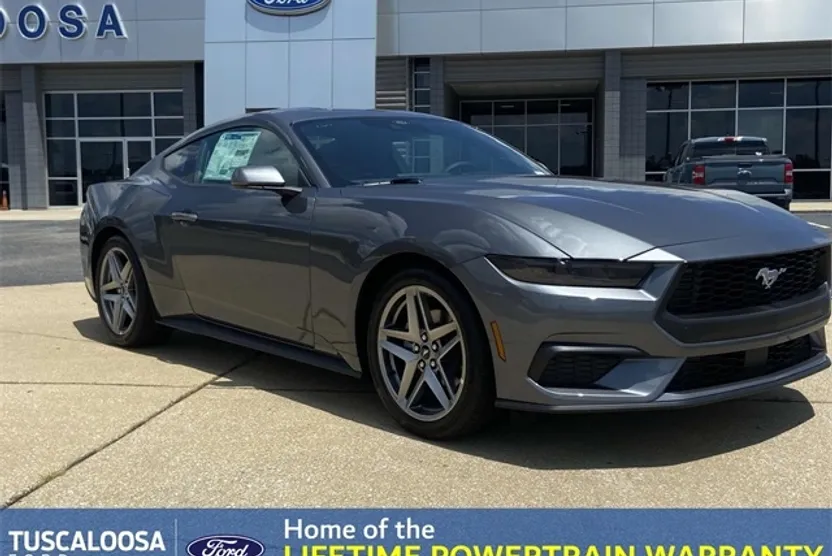 2025 Ford Mustang EcoBoost photo 1