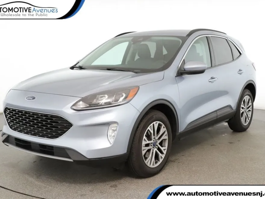 2022 Ford Escape SEL photo 1