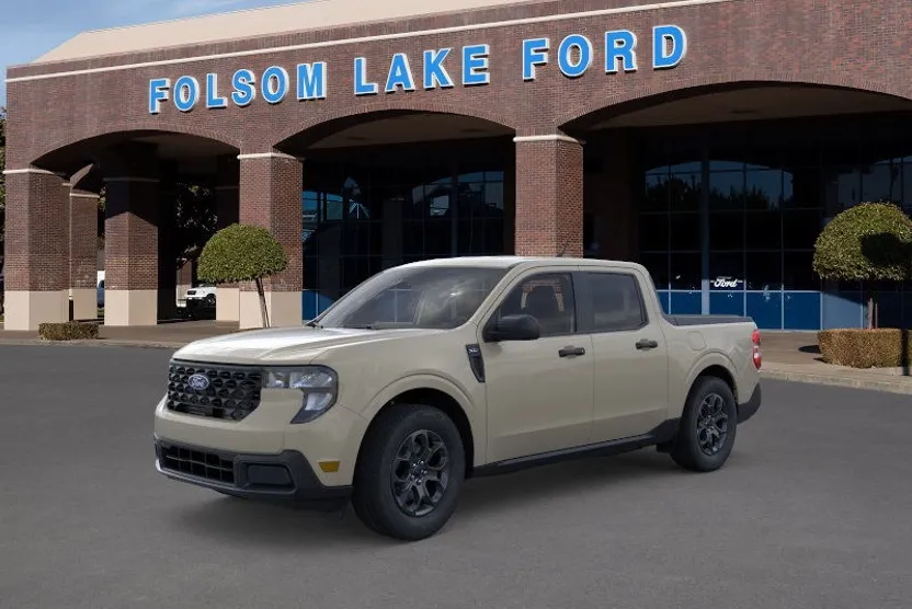 2025 Ford Maverick XLT photo 1