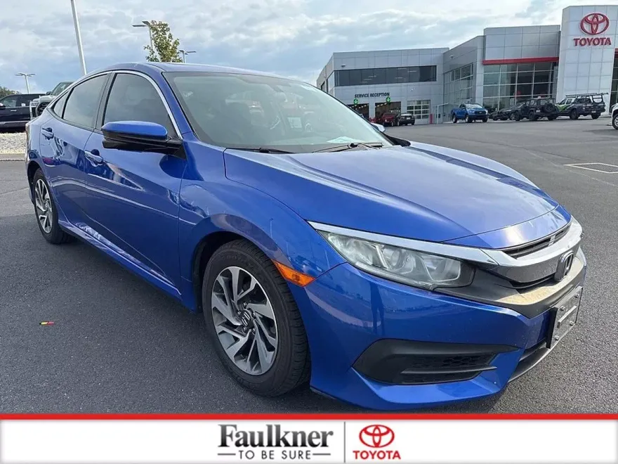 2018 Honda Civic EX photo 1