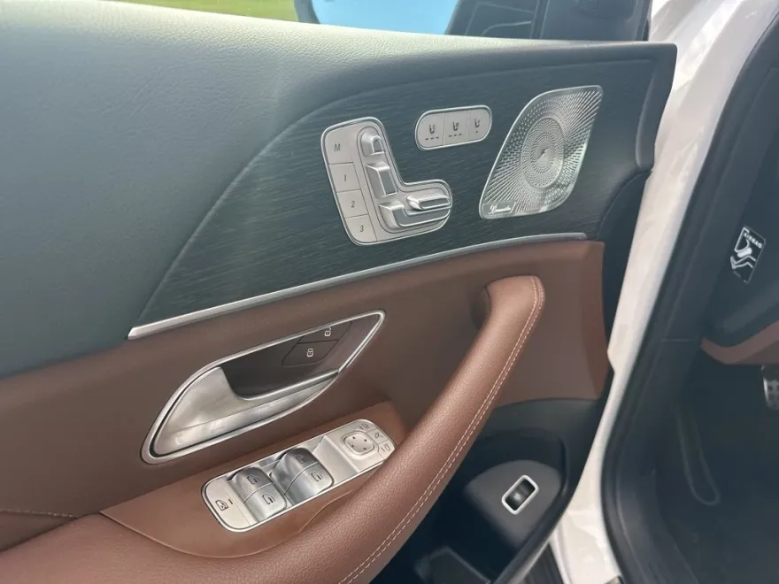 2024 Mercedes Benz GLS 450 4MATIC AMG photo 1